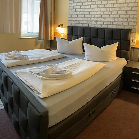 Carl Von Clausewitz 호텔 2*