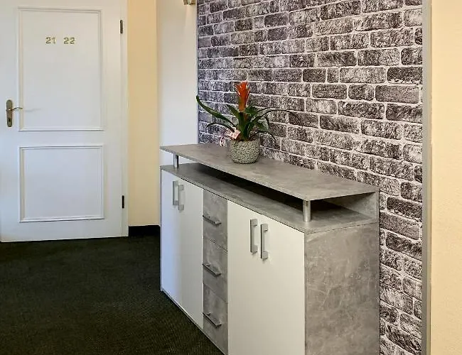 فندق Carl Von Clausewitz 2*