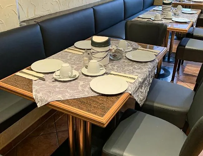 فندق Carl Von Clausewitz