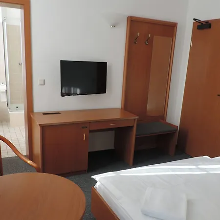 Carl Von Clausewitz Szálloda