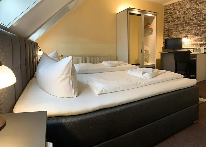 Carl Von Clausewitz فندق 2*