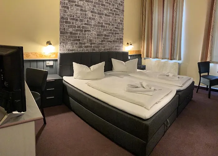 Carl Von Clausewitz 2* لبسيا