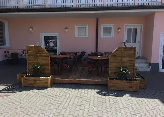 Hotel Carl Von Clausewitz 2*