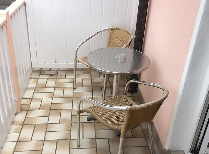 Carl Von Clausewitz Hotel 2*