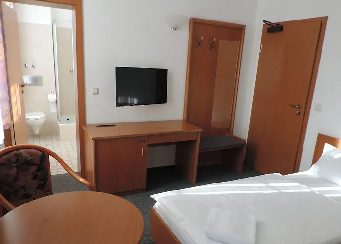 Carl Von Clausewitz Hotel